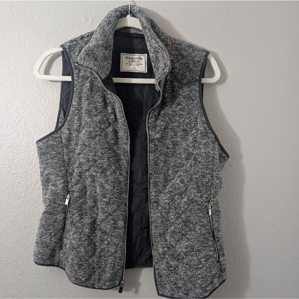 Abercrombie & Fitch Women's Charcoal Quilted Vest